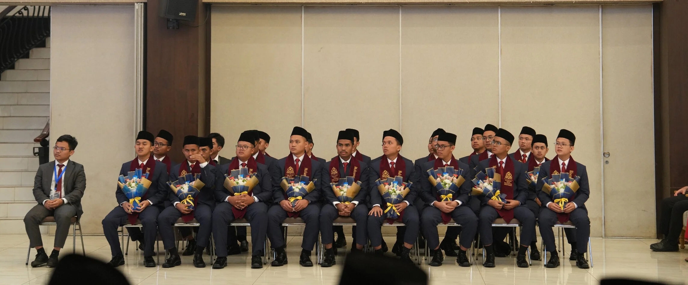 Foto 8 dari album Wisuda Sponsor Tahfidz 2025